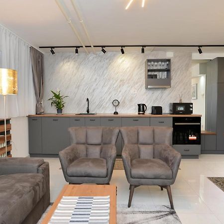 River&Bike Apartment With Free Electric Bike Belgrad Exteriör bild