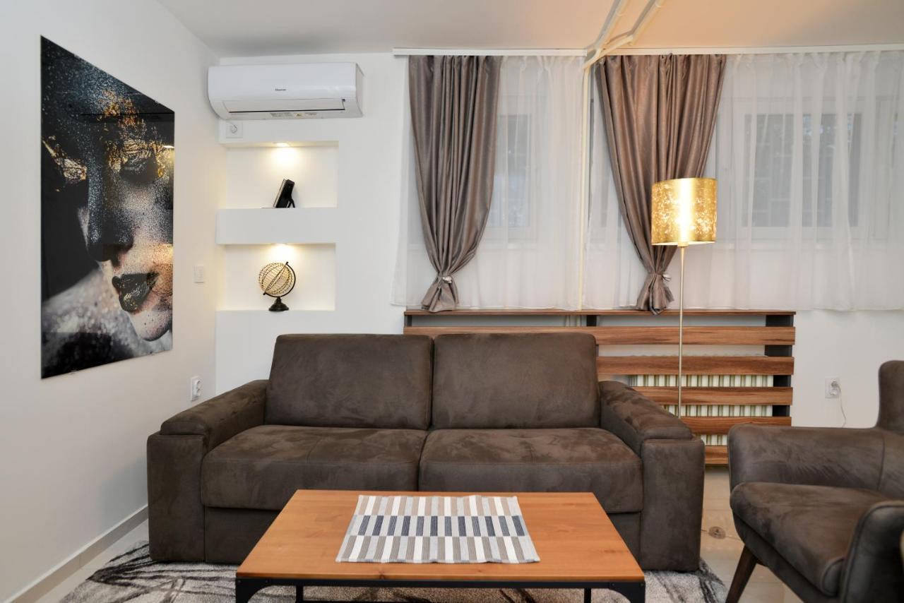 River&Bike Apartment With Free Electric Bike Belgrad Exteriör bild