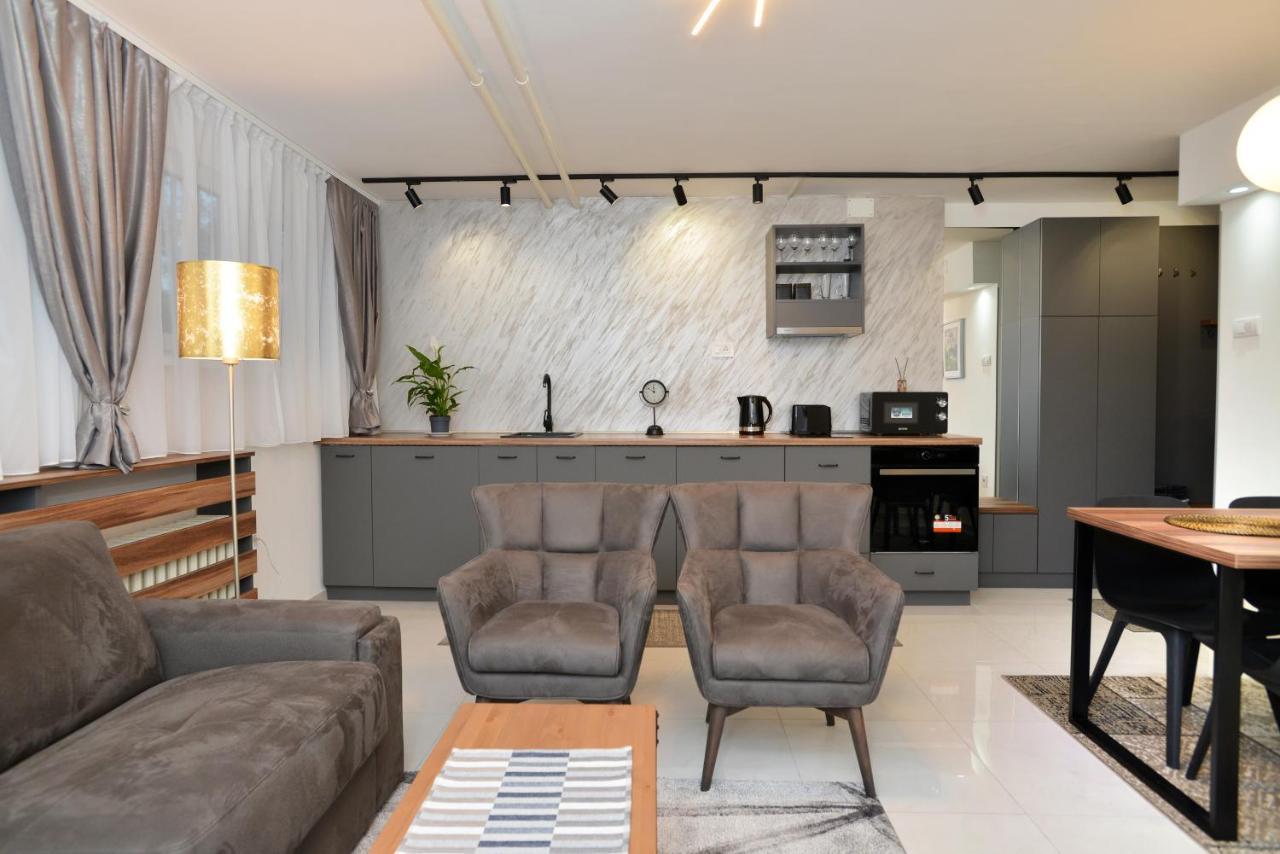 River&Bike Apartment With Free Electric Bike Belgrad Exteriör bild